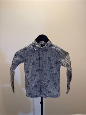 Little Rebels Boys' Light Gray Button-Down Shirt with Black Print
